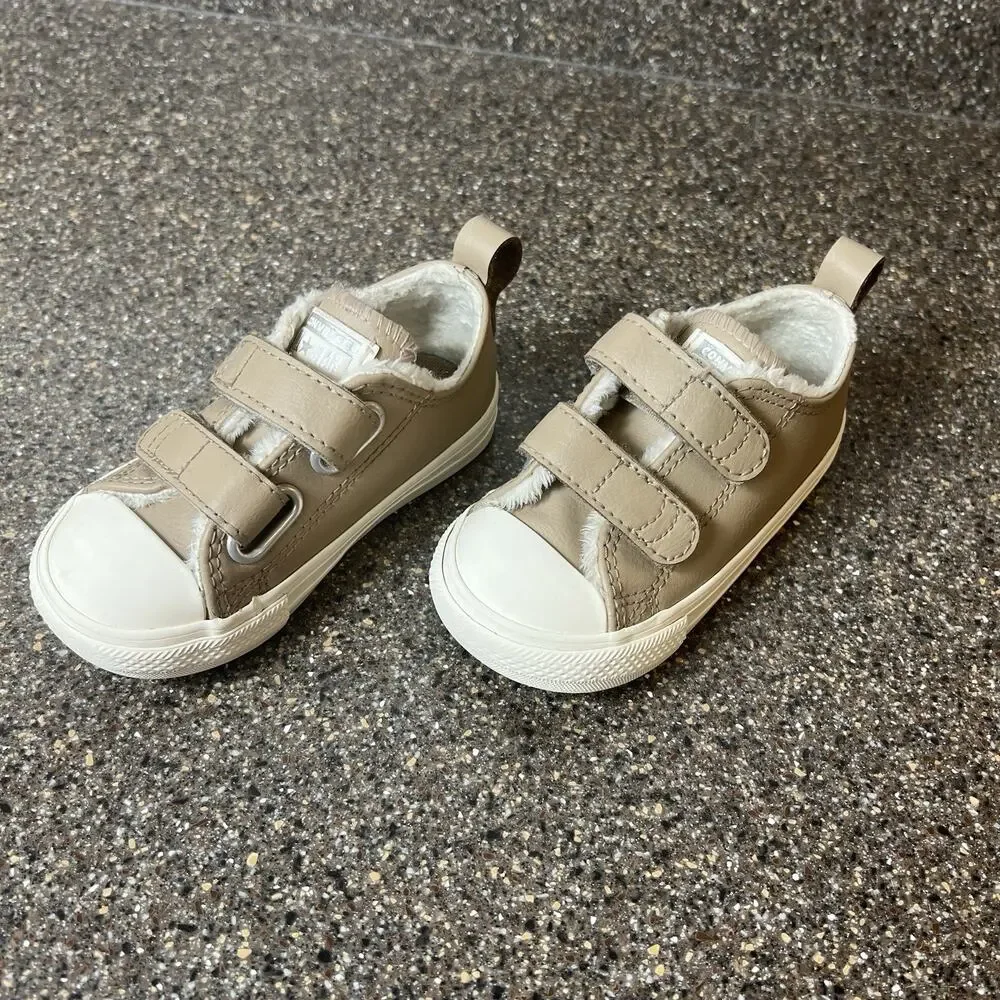 Converse Little Kids Infant Size 6 Brown Leather Faux Fur Lined Sneaker Shoe Low